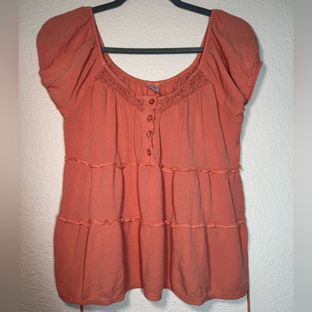 No Boundaries Coral-Tone Tiered Peasant Top with Lace Detail